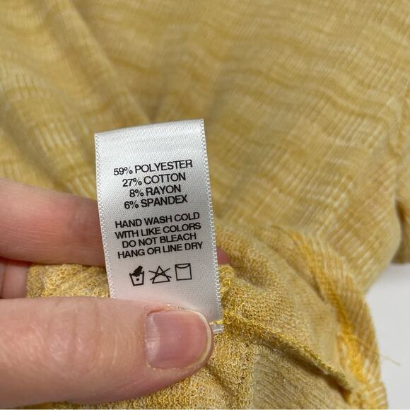 Sadie & Sage Yellow Short Sleeve Knotted Front Top Womens L Fall Casual Top - Picture 7 of 10